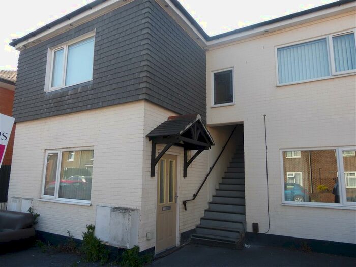 2 Bedroom Flat To Rent In Adelaide Road, Southampton, SO17