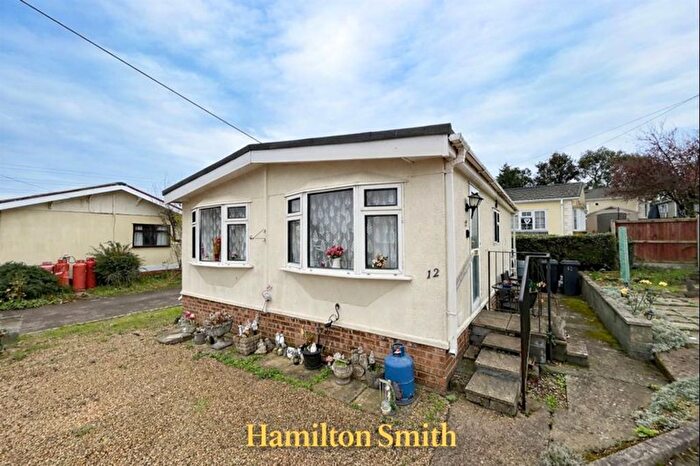 2 Bedroom Mobile/park Home For Sale In Barretts Lane, Needham Market, IP6