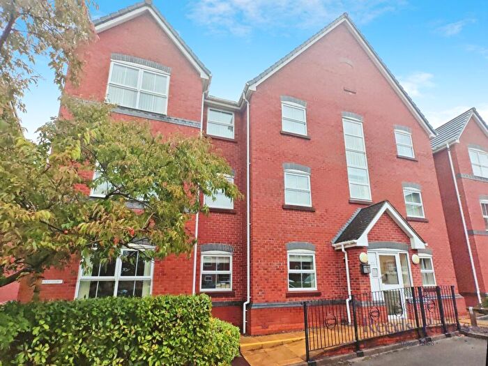 2 Bedroom Apartment For Sale In Wrenbury Drive, Northwich, Cheshire, CW9