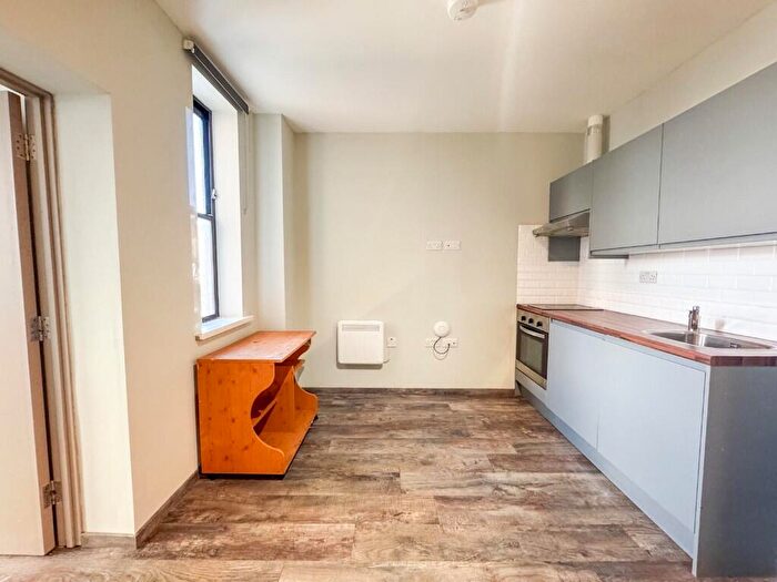 1 Bedroom Flat To Rent In Leverton Way, Waltham Abbey, Essex, EN9