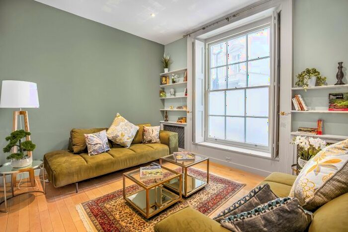 1 Bedroom Flat To Rent In West Eaton Place, Belgravia, SW1X