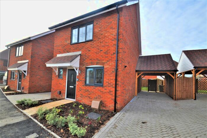 2 Bedroom Detached House To Rent In Honeysuckle Avenue, Willesborough, Ashford TN24