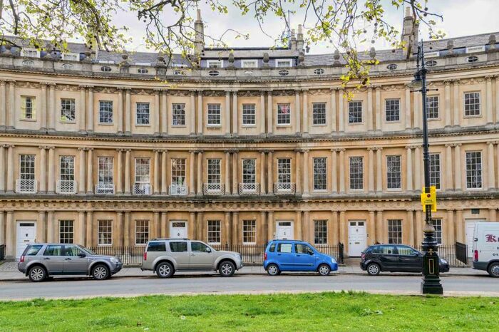 2 Bedroom Apartment To Rent In The Circus, BA1