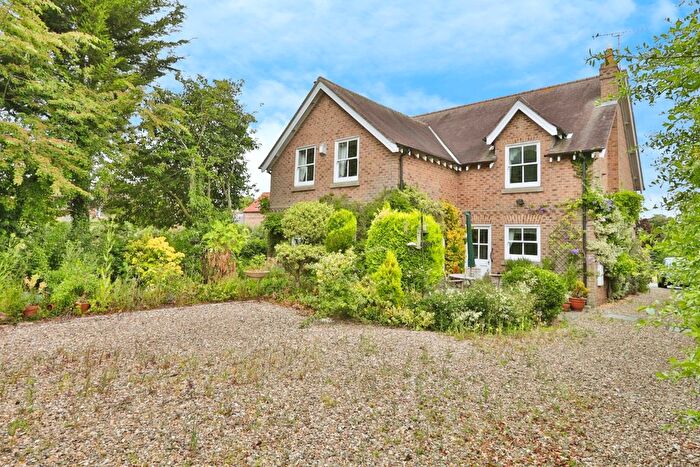 4 Bedroom Detached House For Sale In Thorpe, Lockington, Driffield, East Riding Of Yorkshire, YO25