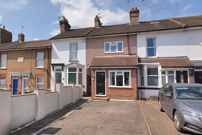 4 Bedroom Terraced House For Sale In Bower Street, Maidstone, ME16