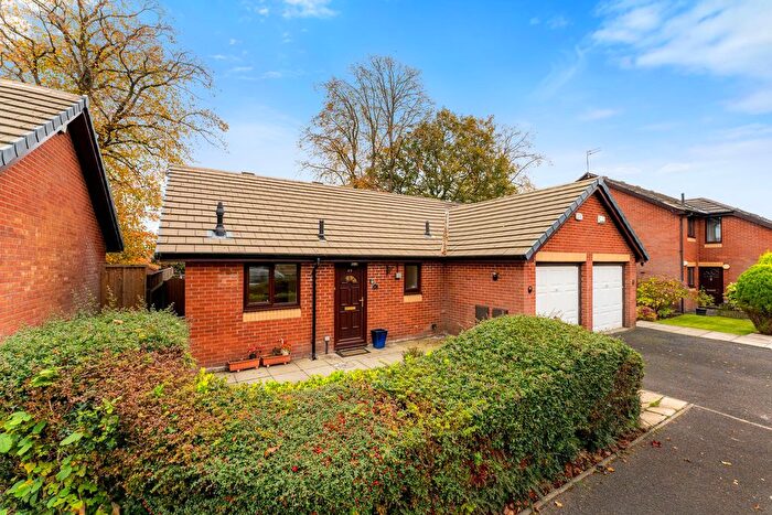 2 Bedroom Bungalow For Sale In Sharples Hall Mews, Sharples Hall Drive, Bolton, BL1