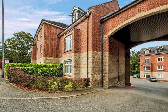 2 Bedroom Flat To Rent In Baileygate Mews, Pontefract, WF8