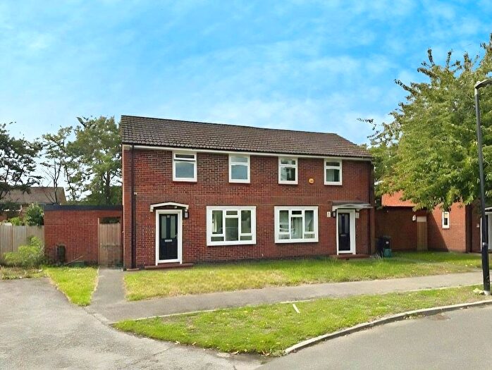 2 Bedroom Semi-Detached House To Rent In Cavalry Crescent, Hounslow, TW4