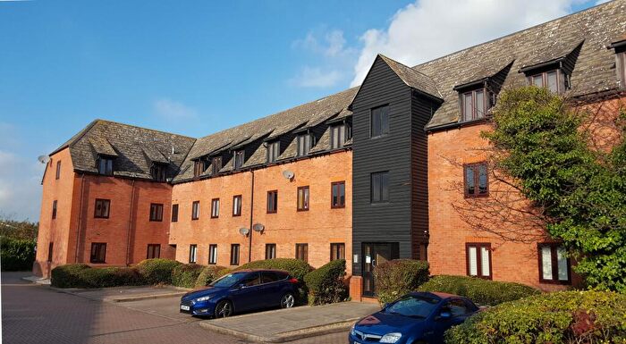 2 Bedroom Flat To Rent In Canvey Walk, Springfield, Chelmsford, Essex, CM1