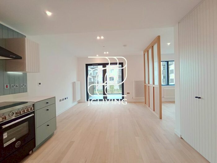 Studio To Rent In Bradshaw Yard, Brentford, TW8