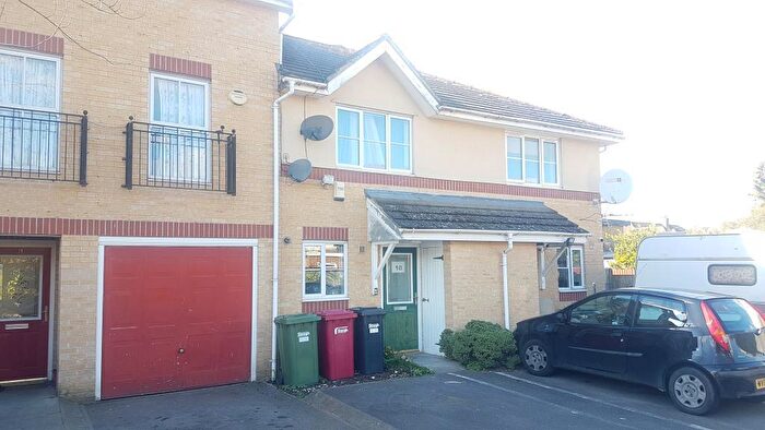 2 Bedroom Terraced House To Rent In Slough Centre, Berkshire, SL1