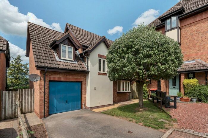 3 Bedroom Detached House For Sale In Barnaby Chase, Lower Hall Lane, Clutton, CH3