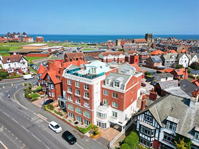2 Bedroom Flat For Sale In Apartment, Union Mill, Whitby, YO21
