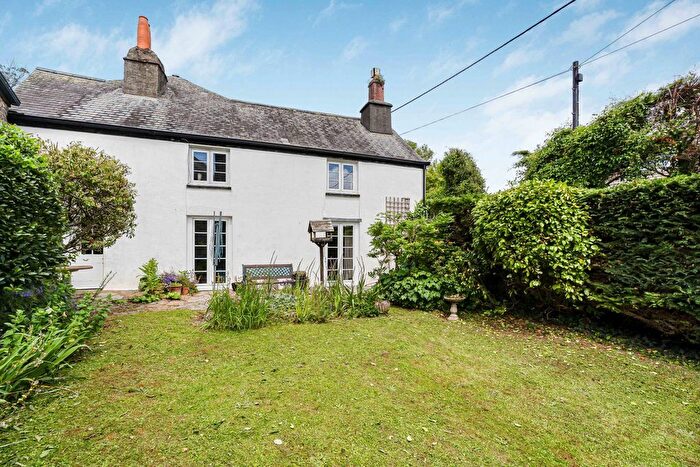4 Bedroom Cottage For Sale In Yealmbury Hill, Yealmpton, Plymouth, PL8