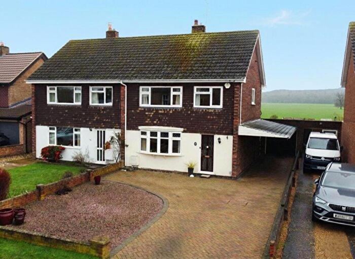 3 Bedroom Semi Detached House For Sale In Cotton End Road, Wilstead, MK45