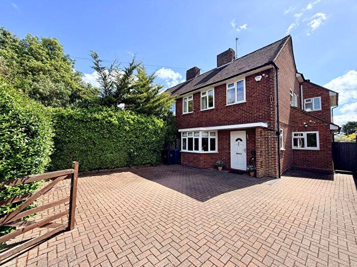 4 Bedroom Semi-Detached House For Sale In Flackwell Heath - Bedrooms, HP10