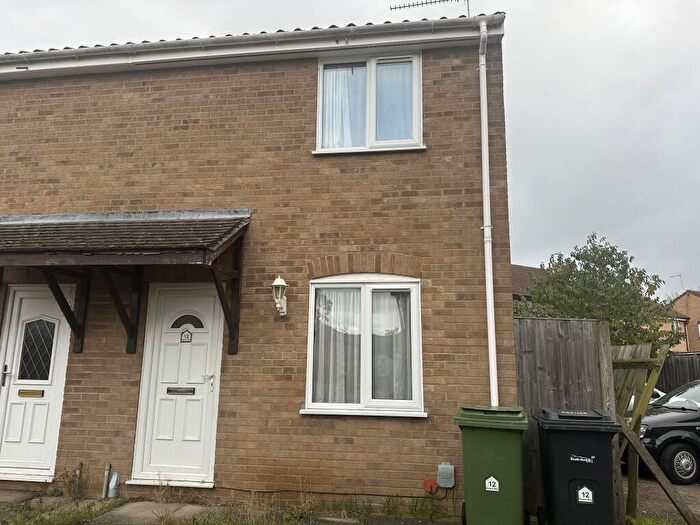 2 Bedroom End Of Terrace House To Rent In Spiers Way, Diss, IP22