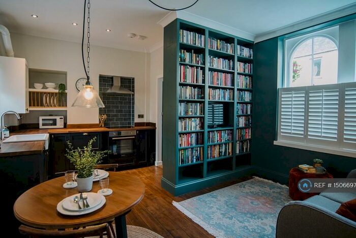 1 Bedroom Flat To Rent In High Street, Errol, Perth, PH2