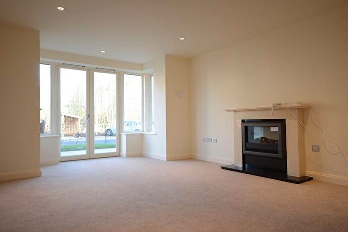 1 Bedroom Flat To Rent In Hampshire Lakes, Oakleigh Square, Hammond Way, GU46