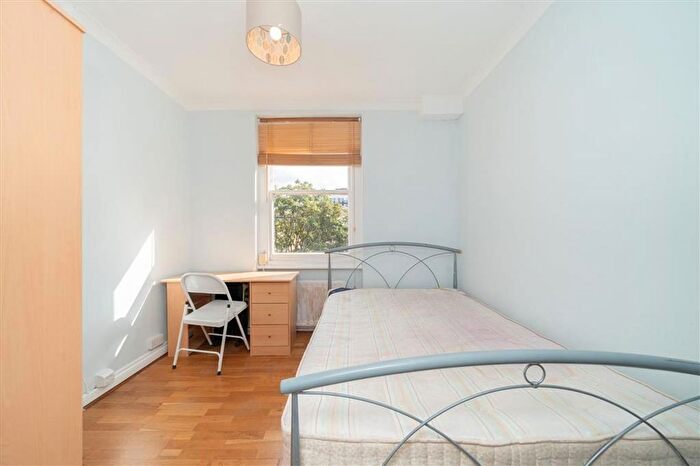 2 Bedroom Flat To Rent In Carburton Street, Fitzrovia Amp; Covent Garden, W1W