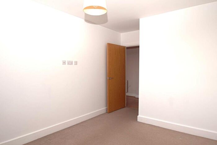 2 Bedroom Apartment To Rent In Vista Tower, Stevenage, SG1