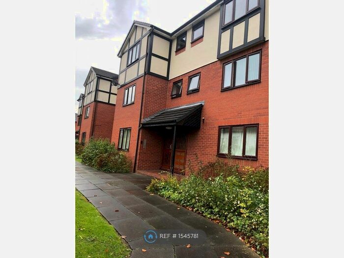 2 Bedroom Flat To Rent In Hillcrest, Salford, M6