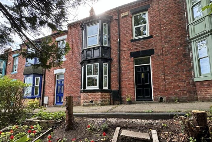 5 Bedroom Town House To Rent In Nevilledale Terrace, Durham, DH1