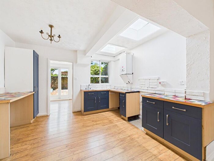 2 Bedroom End Of Terrace House For Sale In Vernon Avenue, Old Basford, Nottingham, NG6