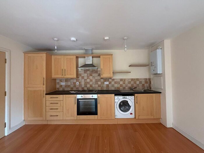 2 Bedroom Property To Rent In Lemans Drive, Dewsbury, WF13