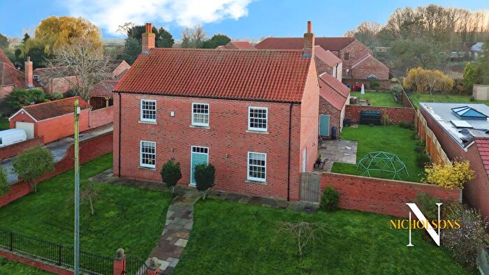 5 Bedroom Detached House For Sale In Low Street, East Drayton, Retford, Nottinghamshire, DN22