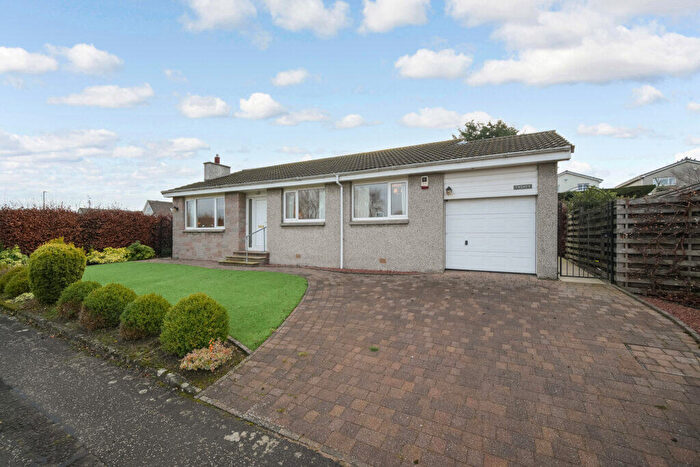 3 Bedroom Detached Bungalow For Sale In Cherry Tree Avenue, Balerno, EH14