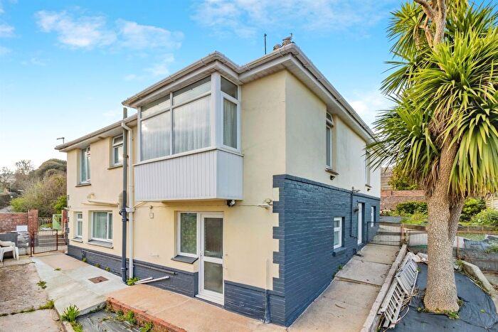 3 Bedroom Detached House For Sale In Barnfield Road, Paignton, TQ3