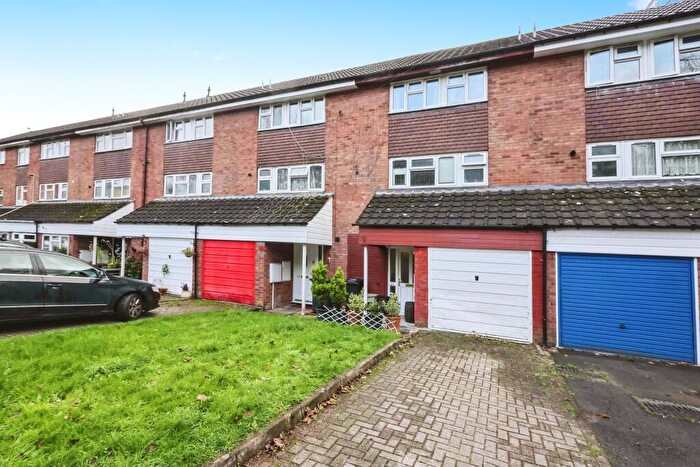 4 Bedroom Terraced House For Sale In Bath Meadow, Halesowen, B63