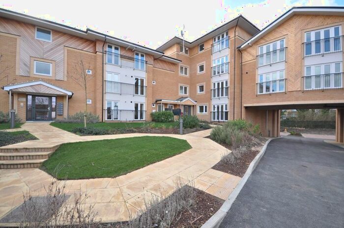 2 Bedroom Flat To Rent In Stafford Avenue, Hornchurch, RM11