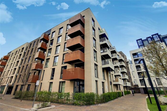 2 Bedroom Flat To Rent In Forrester Way, London, E15