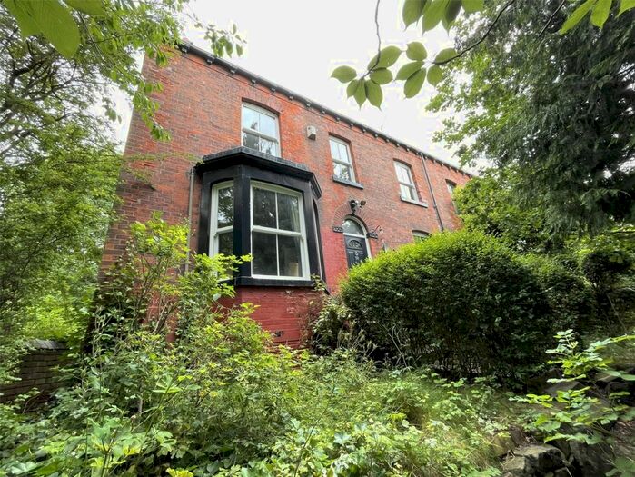 4 Bedroom End Of Terrace House To Rent In Victoria Road, Headingley, Leeds, LS6