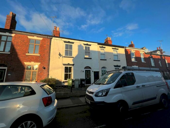 3 Bedroom House To Rent In Prestbury Road, Macclesfield, SK10