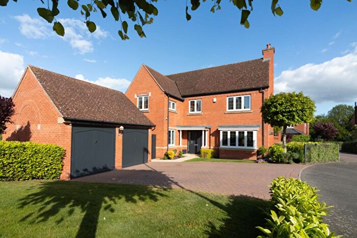 4 Bedroom Detached House For Sale In Hillcrest Drive, Loughborough, LE11