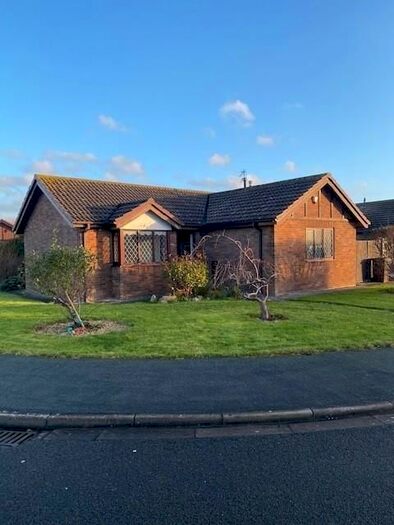 2 Bedroom Detached Bungalow To Rent In Trem Y Castell, Towyn LL22