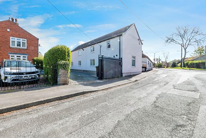 4 Bedroom Detached House For Sale In School Lane, North Hykeham, Lincoln, LN6