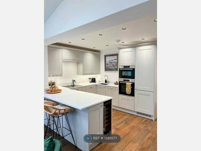 3 Bedroom End Of Terrace House To Rent In Widecombe Road, London SE9