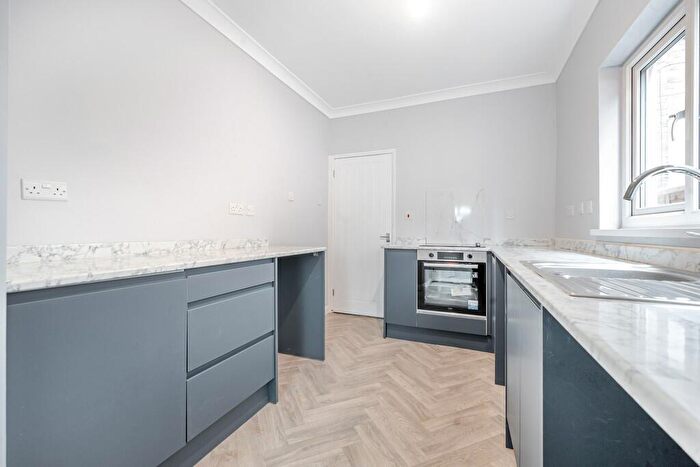 3 Bedroom Terraced House To Rent In Prince Albert Road, Southsea, PO4