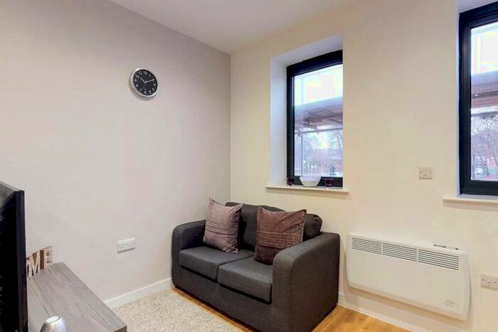 Studio To Rent In St Mary's Road, Sheffield, South Yorkshire, S2