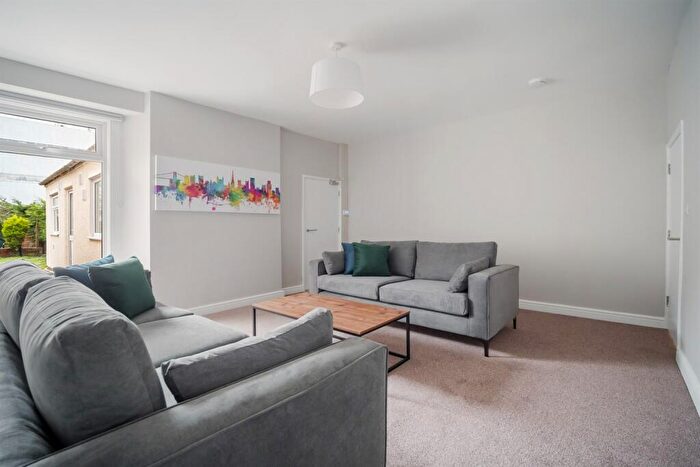 4 Bedroom Terraced House To Rent In Bedroom Terraced House In Filwood Road, Fishponds, BS16