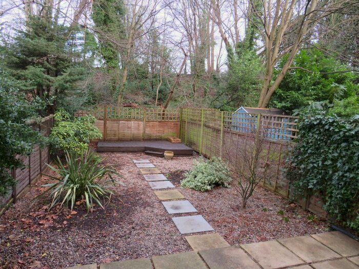 2 Bedroom Flat To Rent In , Milton Park, Highgate, N6