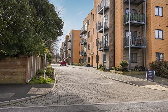 1 Bedroom Flat For Sale In Audrey House, Clivemont Road, Maidenhead, SL6