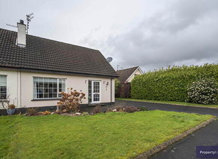 3 Bedroom Semi-Detached House For Sale In Linseys Heights, Armagh, BT61
