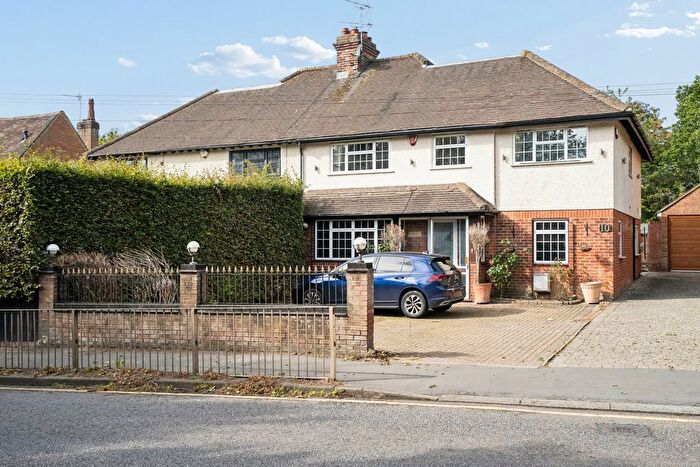 4 Bedroom Semi Detached House For Sale In Chenies Road, Chorleywood, Rickmansworth, WD3