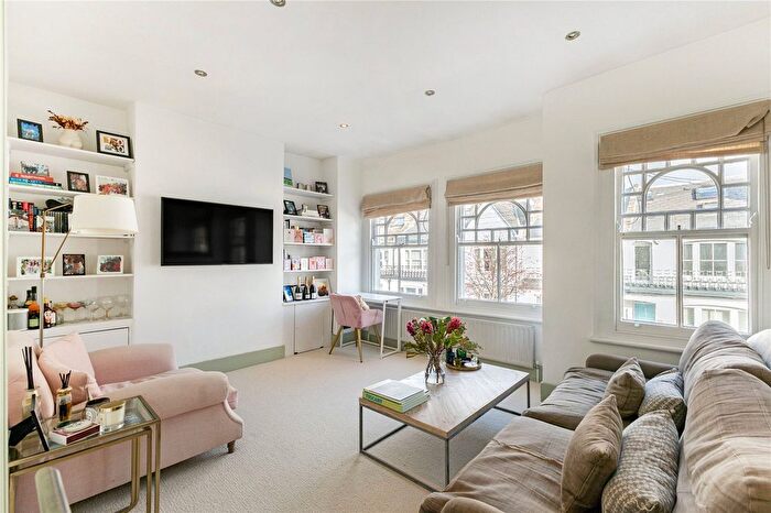 3 Bedroom Flat For Sale In Hazlebury Road, Fulham, London, SW6