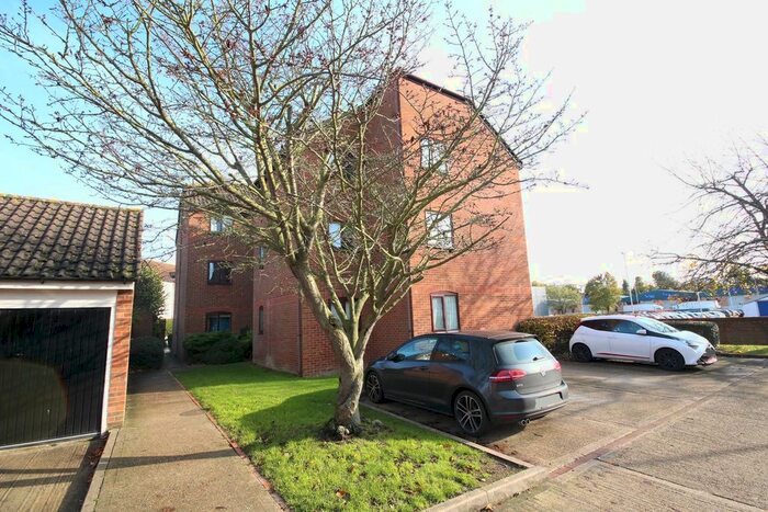 1 Bedroom Flat To Rent In Haysman Close, Letchworth Garden City, SG6